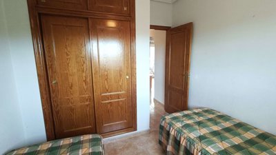 12739apartment30012614092811
