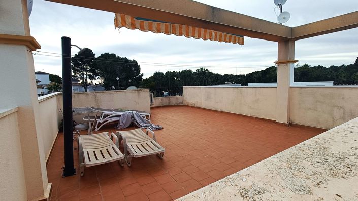 Image No.20-2 Bed Apartment for sale