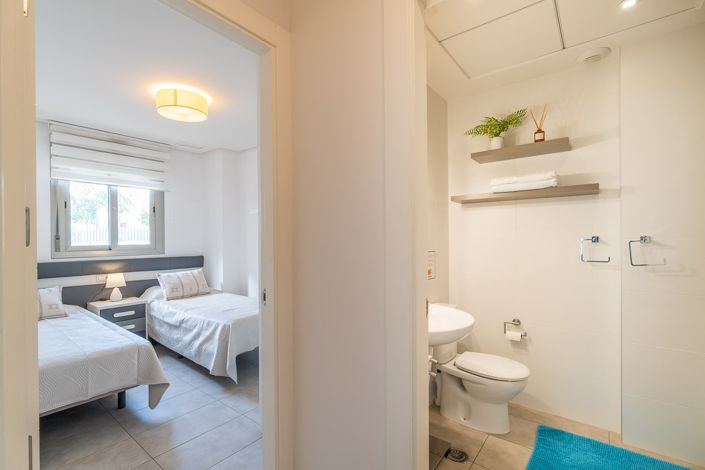 Image No.16-2 Bed Apartment for sale