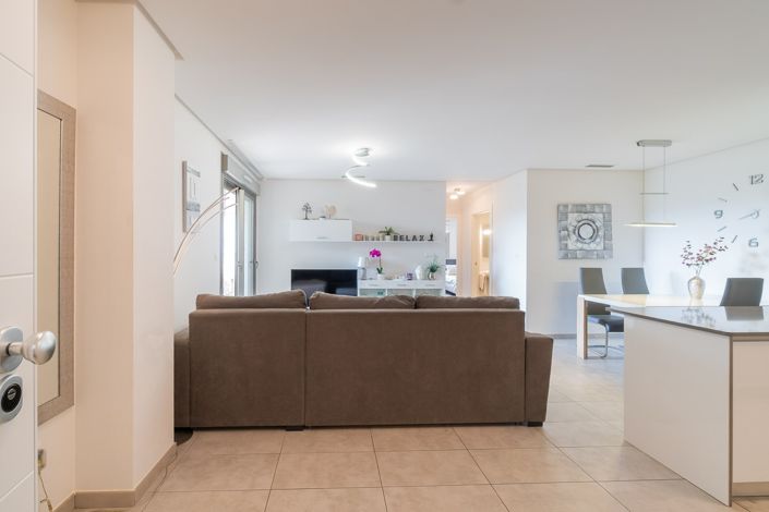 Image No.6-2 Bed Apartment for sale