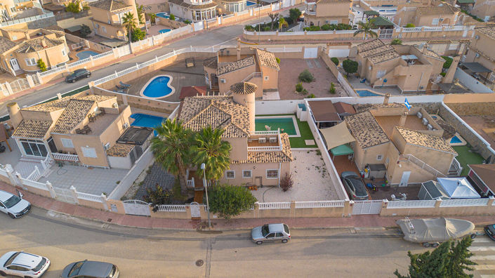 Image No.28-4 Bed Villa for sale