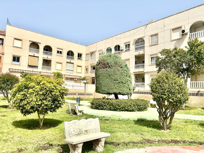 Image No.35-2 Bed Apartment for sale