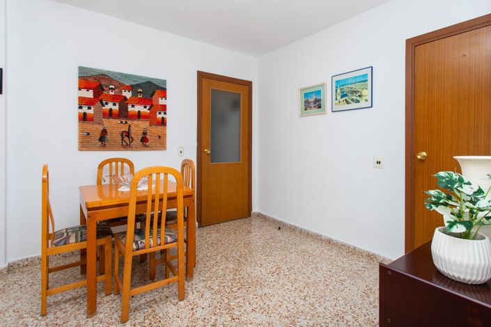 Image No.12-3 Bed Apartment for sale
