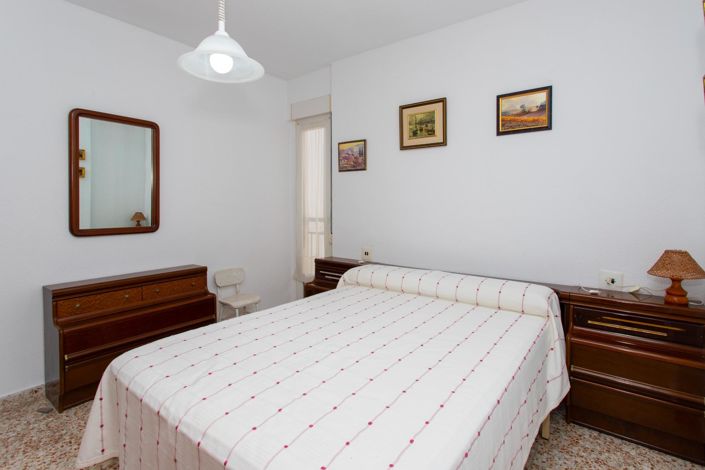 Image No.14-3 Bed Apartment for sale