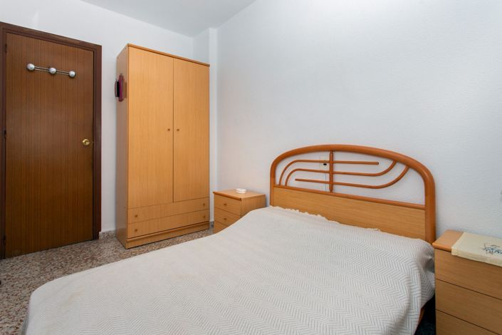 Image No.22-3 Bed Apartment for sale