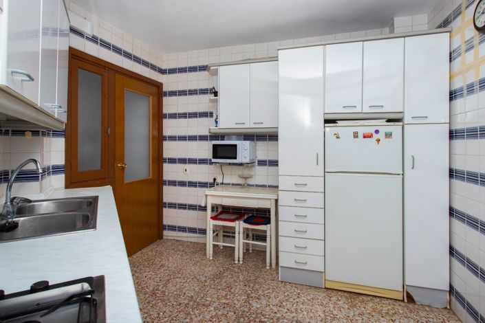 Image No.30-3 Bed Apartment for sale