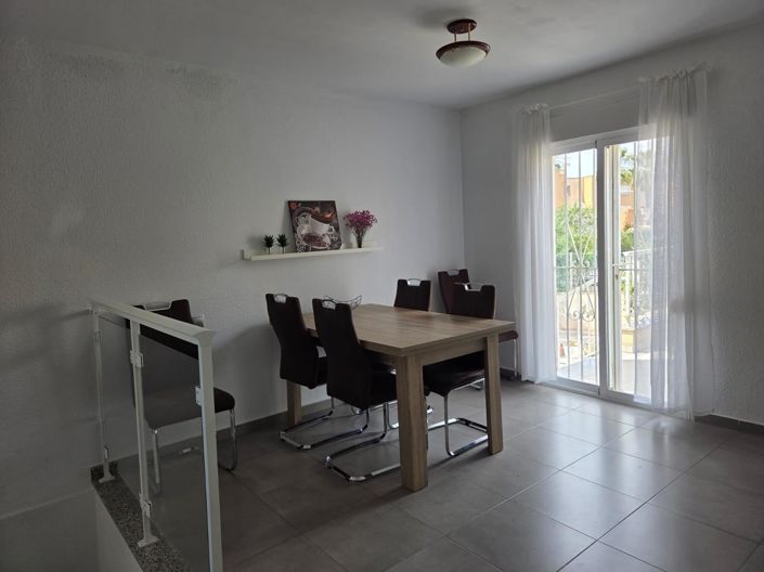Image No.17-4 Bed Apartment for sale