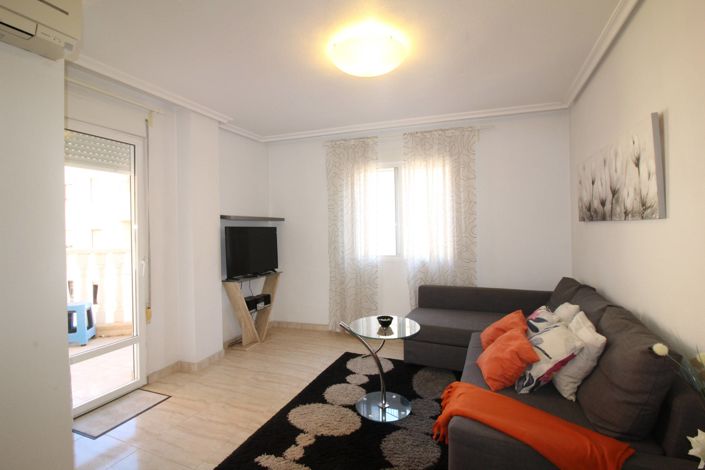Image No.3-Appartement de 2 chambres à vendre à Torrevieja