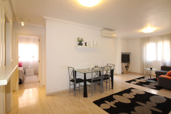Image No.8-Appartement de 2 chambres à vendre à Torrevieja