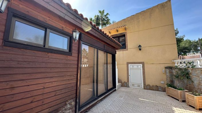 Image No.15-4 Bed Villa for sale