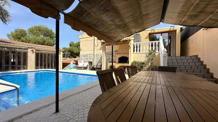 Image No.29-4 Bed Villa for sale