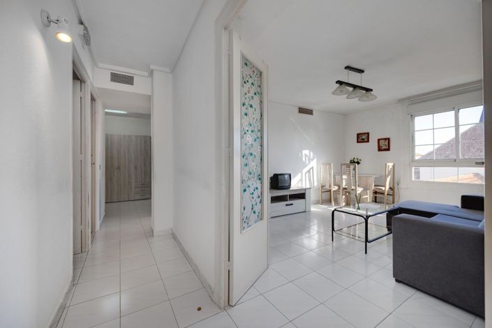 Image No.8-2 Bed Apartment for sale