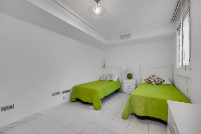 Image No.9-2 Bed Apartment for sale