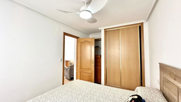 Image No.7-Appartement de 2 chambres à vendre à Torrevieja