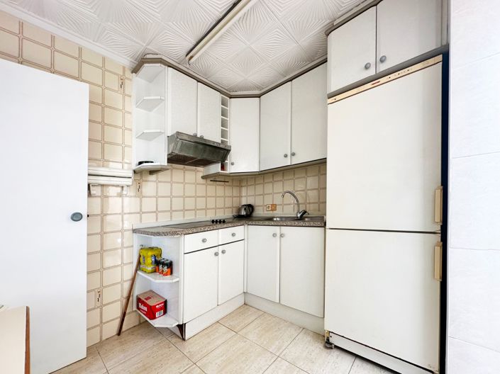 Image No.18-2 Bed Property for sale