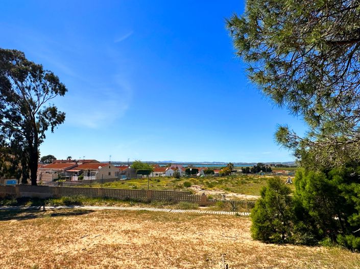 Image No.27-2 Bed Property for sale
