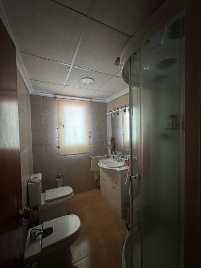 Image No.32-8 Bed Property for sale