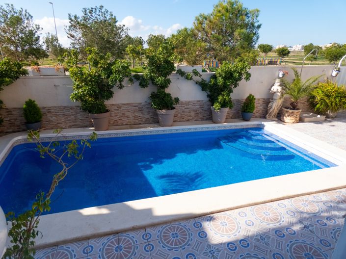 Image No.20-4 Bed Villa for sale