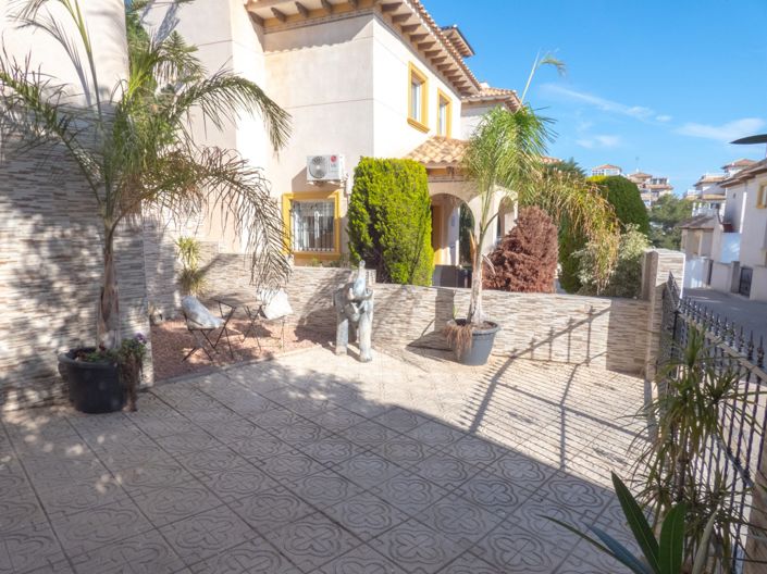 Image No.22-4 Bed Villa for sale