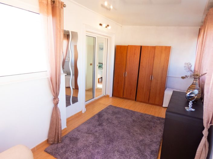 Image No.9-4 Bed Villa for sale