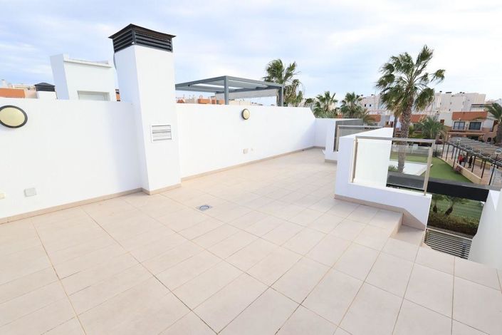 Image No.20-3 Bed Property for sale