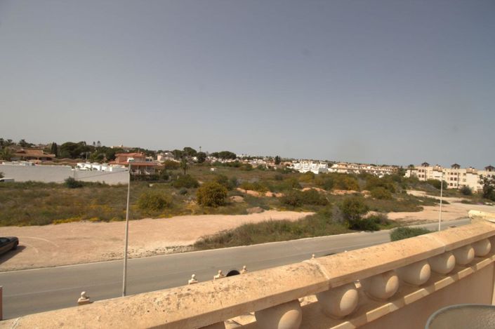 Image No.16-2 Bed Property for sale