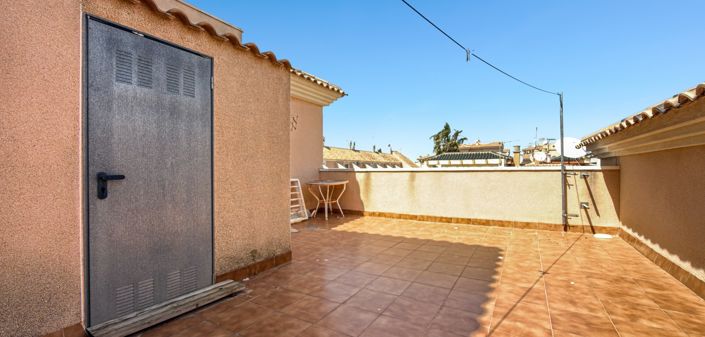 Image No.5-2 Bed Property for sale