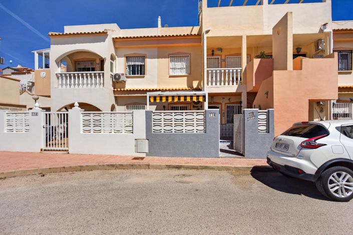 Image No.20-2 Bed Apartment for sale