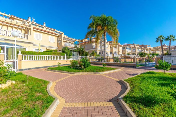Image No.26-2 Bed Apartment for sale