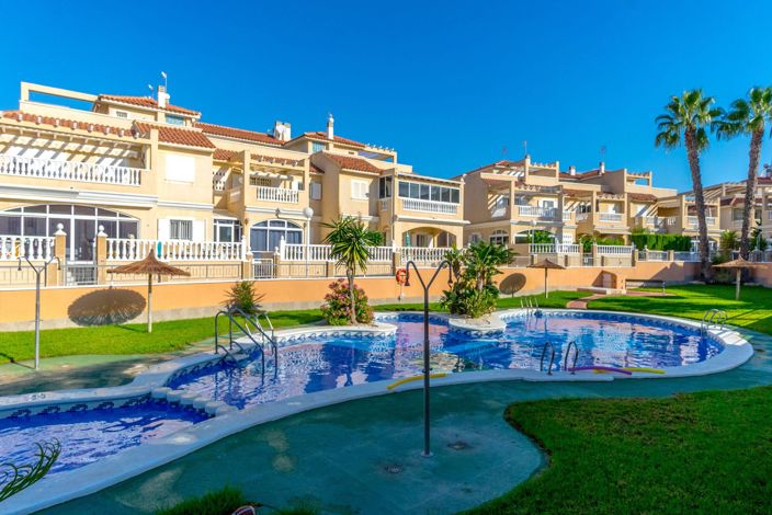Image No.30-2 Bed Apartment for sale