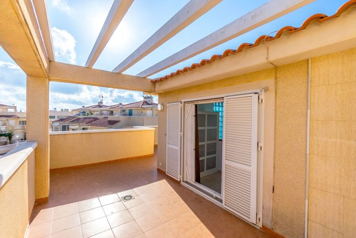 Image No.37-2 Bed Apartment for sale