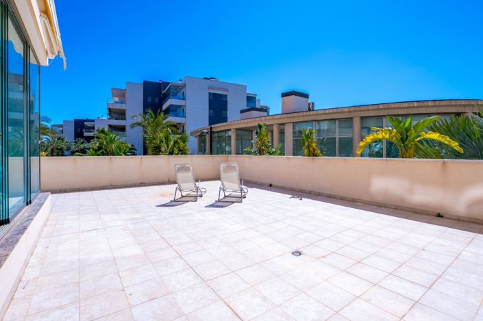 Image No.22-3 Bed Apartment for sale