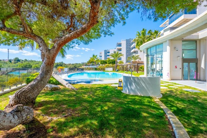 Image No.27-3 Bed Apartment for sale