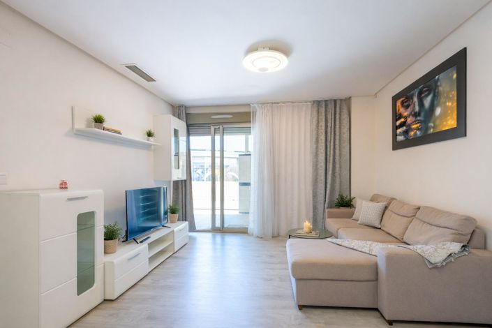 Image No.8-3 Bed Apartment for sale