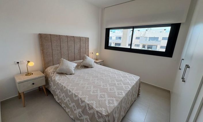 Image No.22-3 Bed Apartment for sale