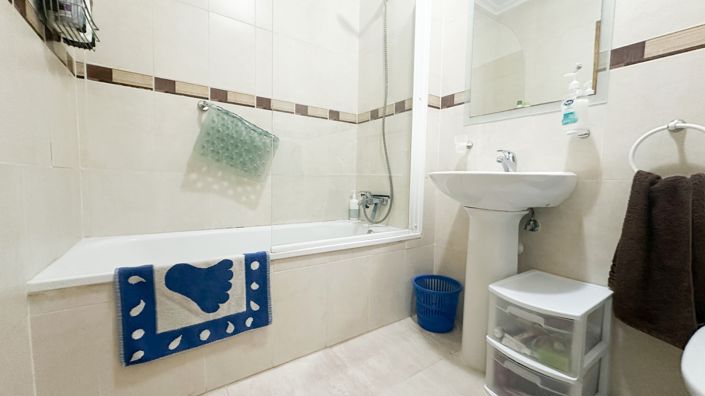 Image No.14-2 Bed Apartment for sale