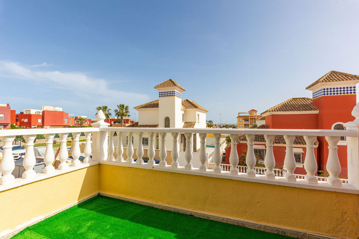 Image No.18-2 Bed Property for sale