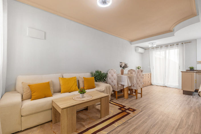 Image No.6-2 Bed Property for sale