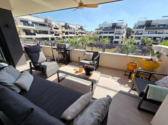 Image No.22-2 Bed Apartment for sale