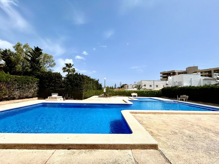 Image No.6-3 Bed Villa for sale
