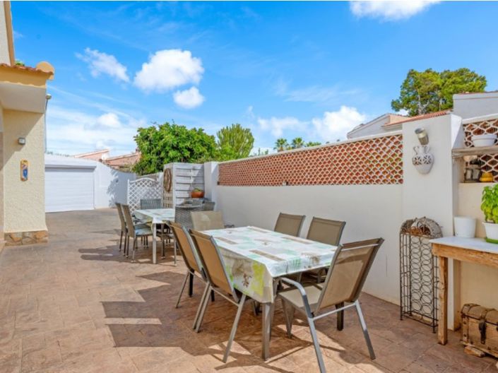 Image No.38-7 Bed Villa for sale