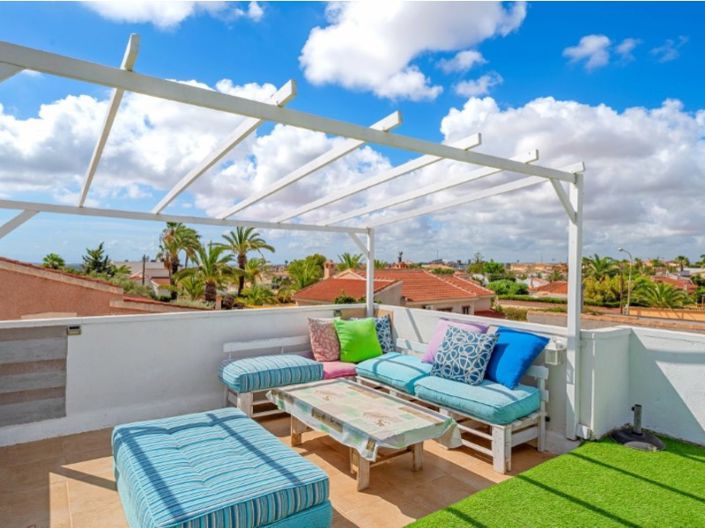 Image No.40-7 Bed Villa for sale