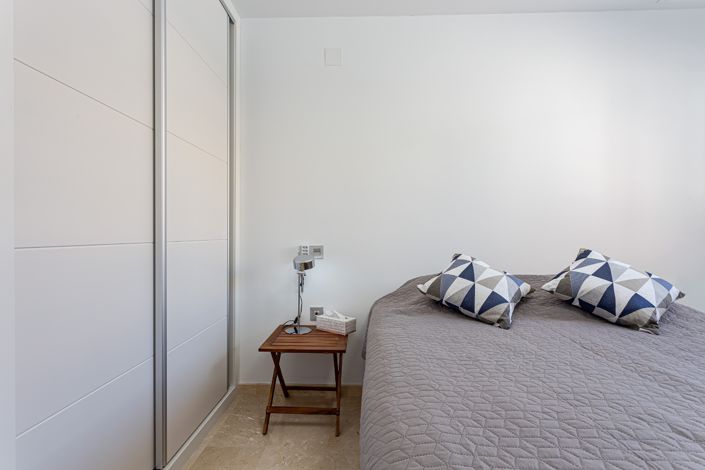 Image No.9-1 Bed Apartment for sale