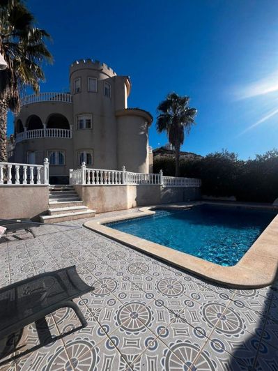 Image No.32-7 Bed Villa for sale
