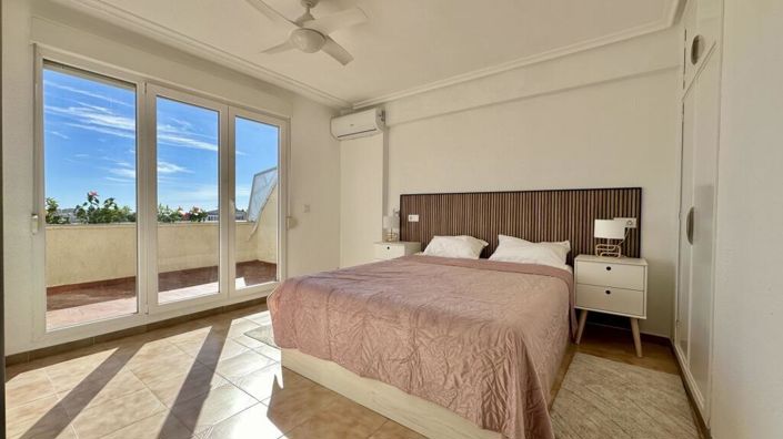 Image No.19-2 Bed Apartment for sale