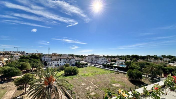 Image No.29-2 Bed Apartment for sale