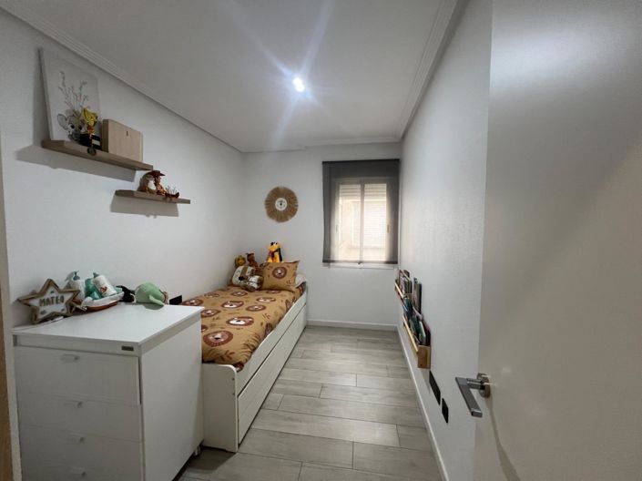 Image No.24-3 Bed Apartment for sale