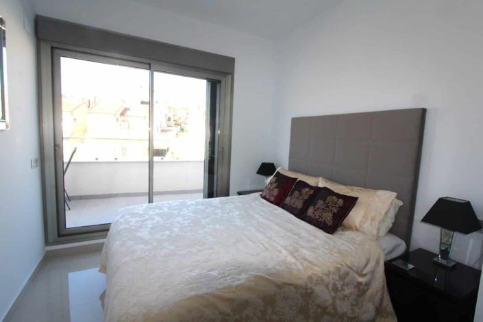 Image No.24-3 Bed Villa for sale
