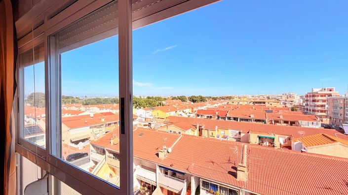 Image No.16-2 Bed Apartment for sale