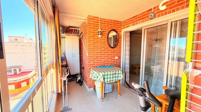 Image No.17-2 Bed Apartment for sale